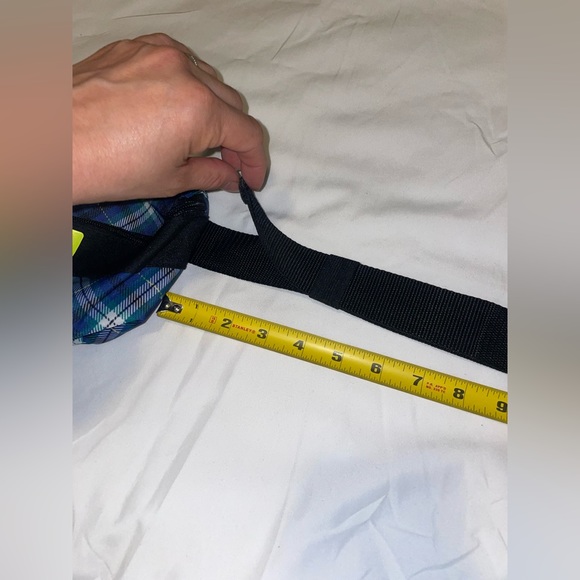 NWT PUMA FANNY PACK RHYTHM HIP SACK BLUE AND GREEN PLAID. - Picture 11 of 14